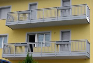 PARAPETTI_BALCONE_ALLUMINIO_CLASSICO_PALETTI_TRENTINA_DIETRE_SRL