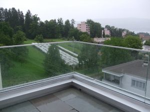 PARAPETTI_BALCONE_MODERNI_RICERCATO_VETRO_ACCIAIO_INOX_DIETRE_SRL