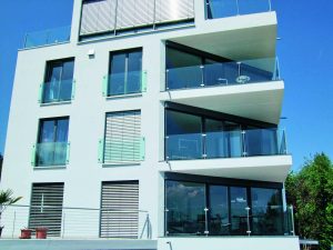 PARAPETTI_BALCONE_MODERNI_RICERCATO_VETRO_ACCIAIO_INOX_DIETRE_SRL