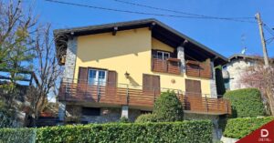 parapetto in alluminio effetto legno lombardia dietre srl